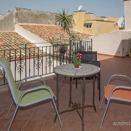 לינה וארוחת בוקר Acropoli סירקוזה